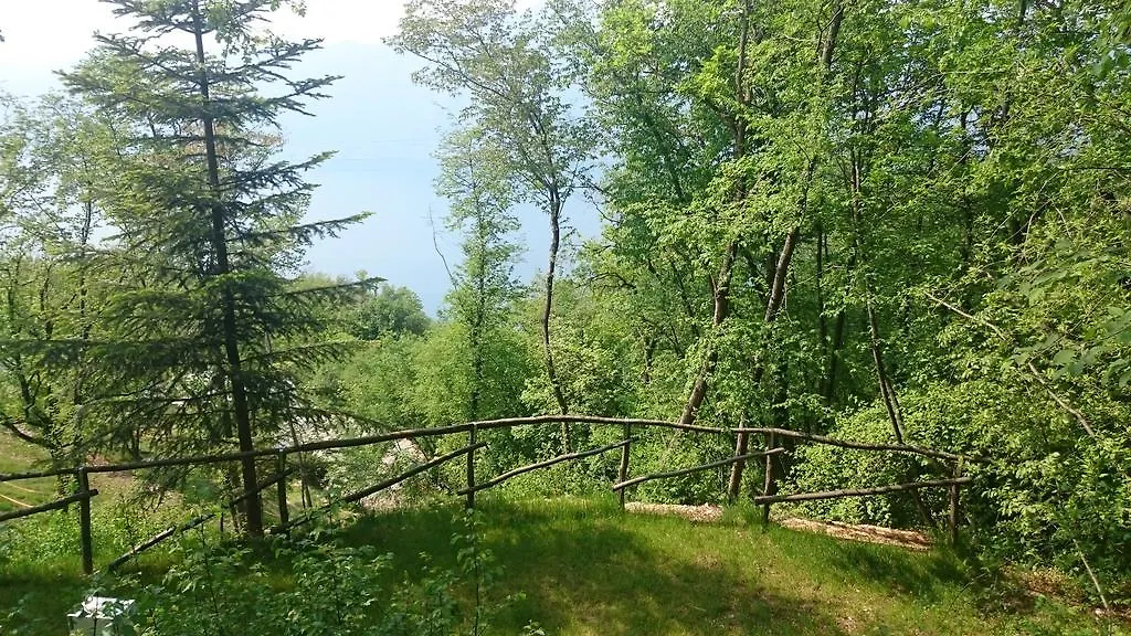Agricampeggio Terra Di Mezzo Hotel Brenzone sul Garda 0*,  Italy